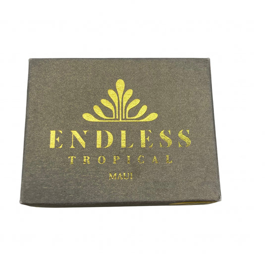 luxury spa basket featuring items from hawaii women small businesses, puna noni shampoo and conditioner, endless tropical maui soap, kudu made headbands, tradition coffee roasters scrub, shop small hawaii pamper yourself spa basket