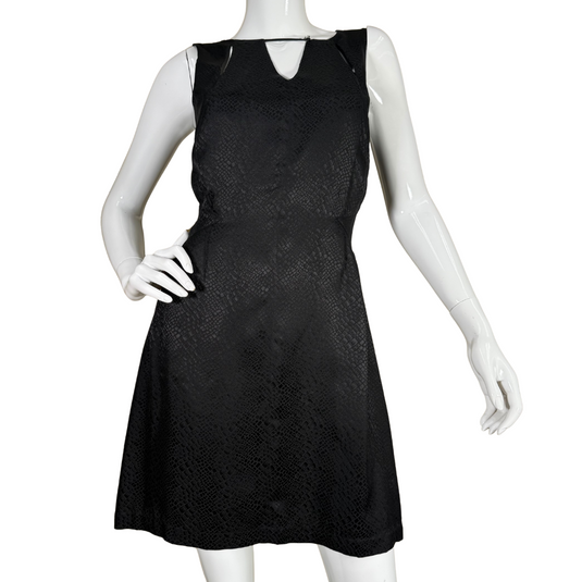 pre-loved Hype Textured Snake-Skin-Like Black Dress is a versatile wardrobe staple, featuring a subtle textured pattern that adds depth and sophistication