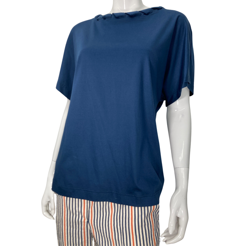 Load image into Gallery viewer, Akris Navy Blue Top by YWCA O&#39;ahu
