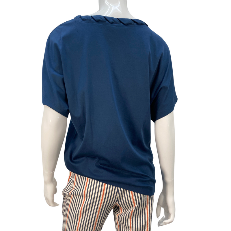 Load image into Gallery viewer, Akris Navy Blue Top by YWCA O&#39;ahu
