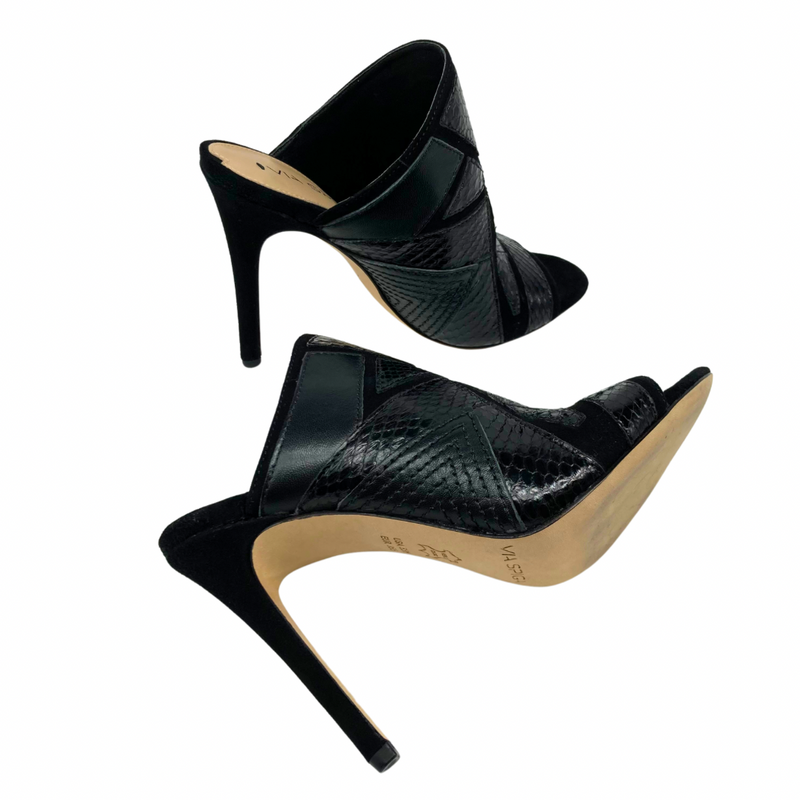 Load image into Gallery viewer, Via Spiga Elegant Black Peep-Toe Mules
