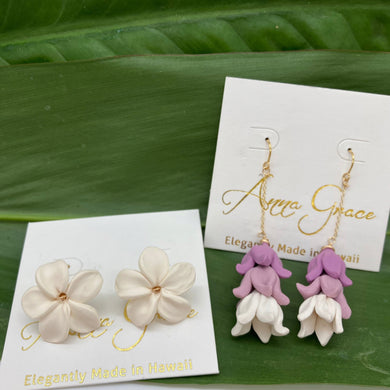 White Puakenikeni and Pua Kalaunu Ombre Threader Earring Set