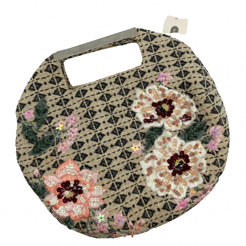 Load image into Gallery viewer, Crossbody Sequin Beaded Flower Design
