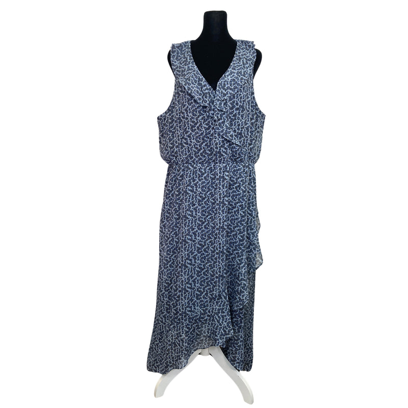 Load image into Gallery viewer, Banna Republic Geometic Blue Dress on mannequin front view
