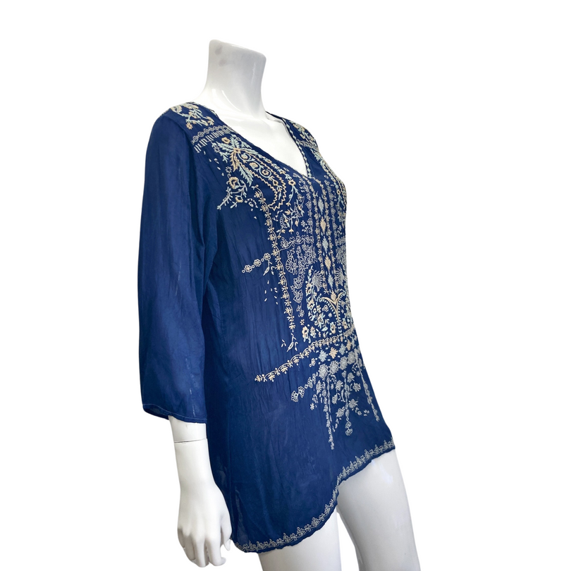 Load image into Gallery viewer, Johnny Was Navy Embroidered Blouse
