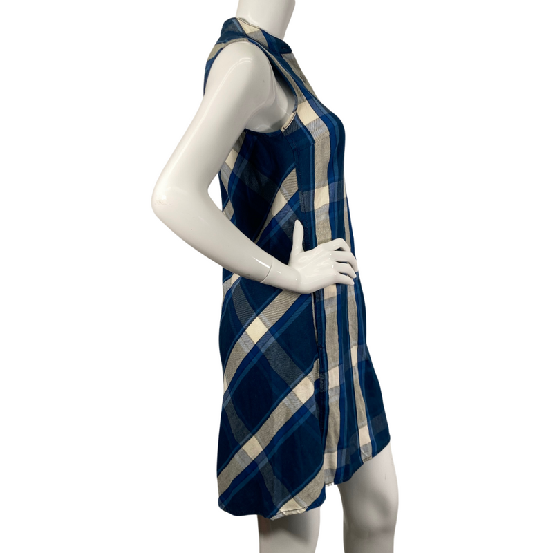 Load image into Gallery viewer, Max Studio Blue Flannel Plaid Shirt is a sleeveless plaid dress featuring a blue, beige, and white color scheme - side view
