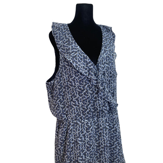 Banna Republic Geometic Blue Dress on mannequin front top view