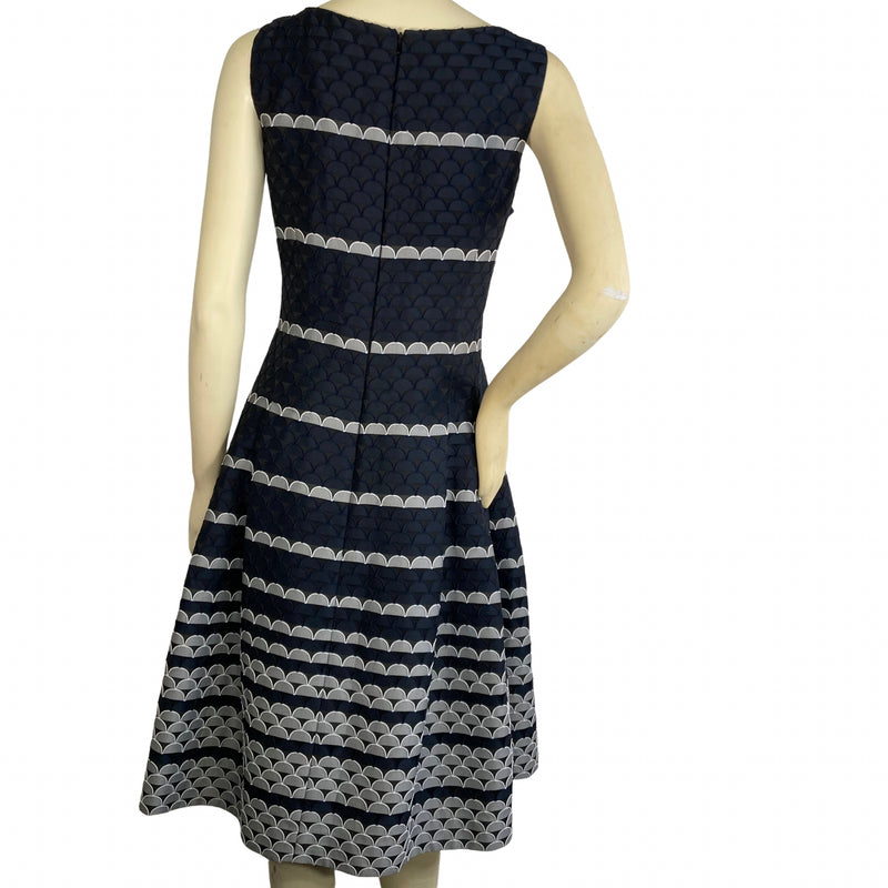 Load image into Gallery viewer, Carmen Marc Valvo Navy &amp; White Dress
