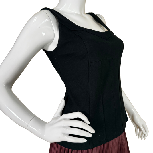 timeless Anthropologie Classic Black Structured Tank. Designed with wide straps, a subtle sweetheart neckline, and flattering seam details, this piece is both simple and sophisticated