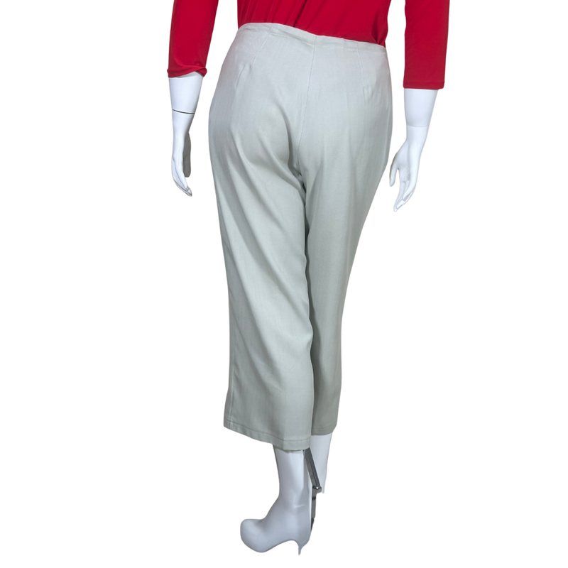 Load image into Gallery viewer, Light gray pants worn by a mannequin on a white background
