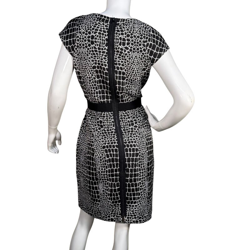 Load image into Gallery viewer, Betsy Johnson Black and White Patterned Dress
