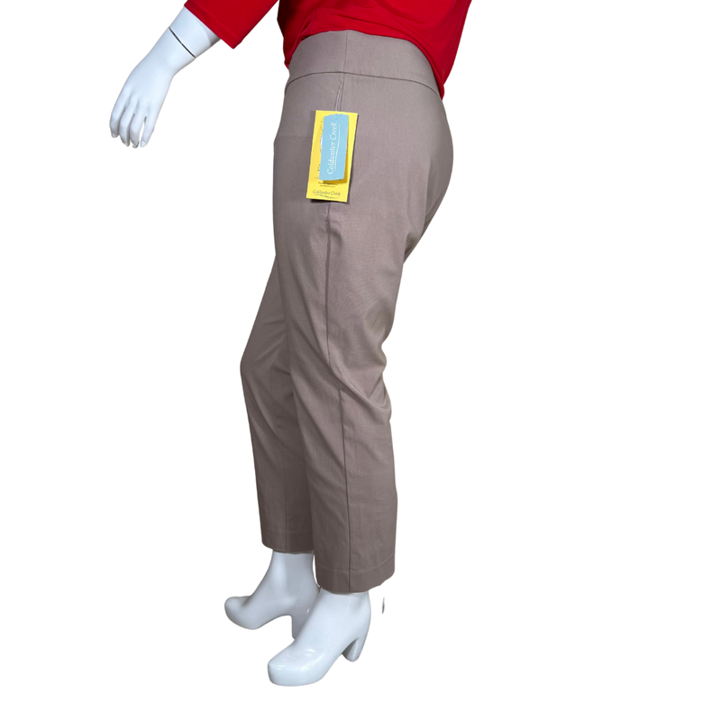 Load image into Gallery viewer, Brown pants on a mannequin with a white background
