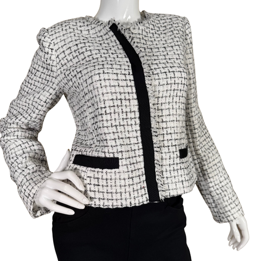 Karl Lagerfeld White and Black Bouclé Textured Jacket is designed with a modern checkered pattern and tailored silhouette