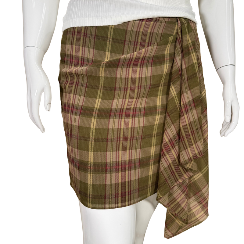 Load image into Gallery viewer, Plaid skirt on a mannequin with a white background
