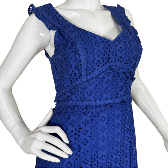 sleeveless pre-loved Lilly Pulitzer Blue Floral Embroidered Lace Dress features a charming eyelet lace overlay that adds texture and femininity