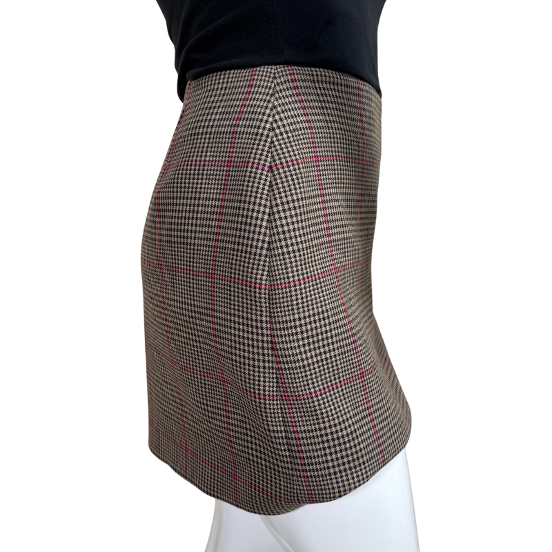 Load image into Gallery viewer, Paris Atelier &amp; Other Stories Plaid Mini Skirt with Pink Accent Lines

