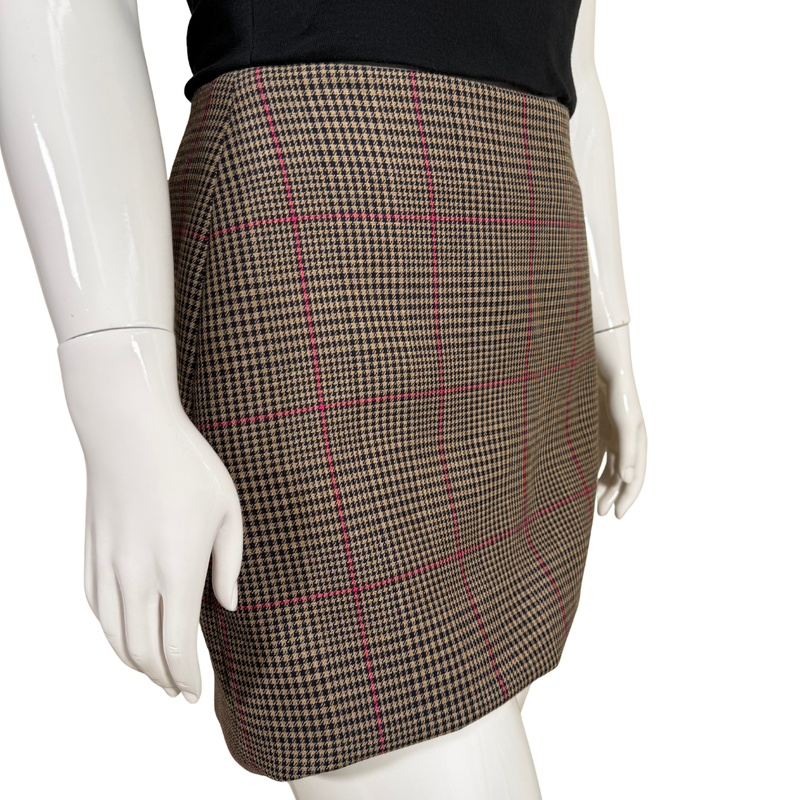 Load image into Gallery viewer, Paris Atelier &amp; Other Stories Plaid Mini Skirt with Pink Accent Lines
