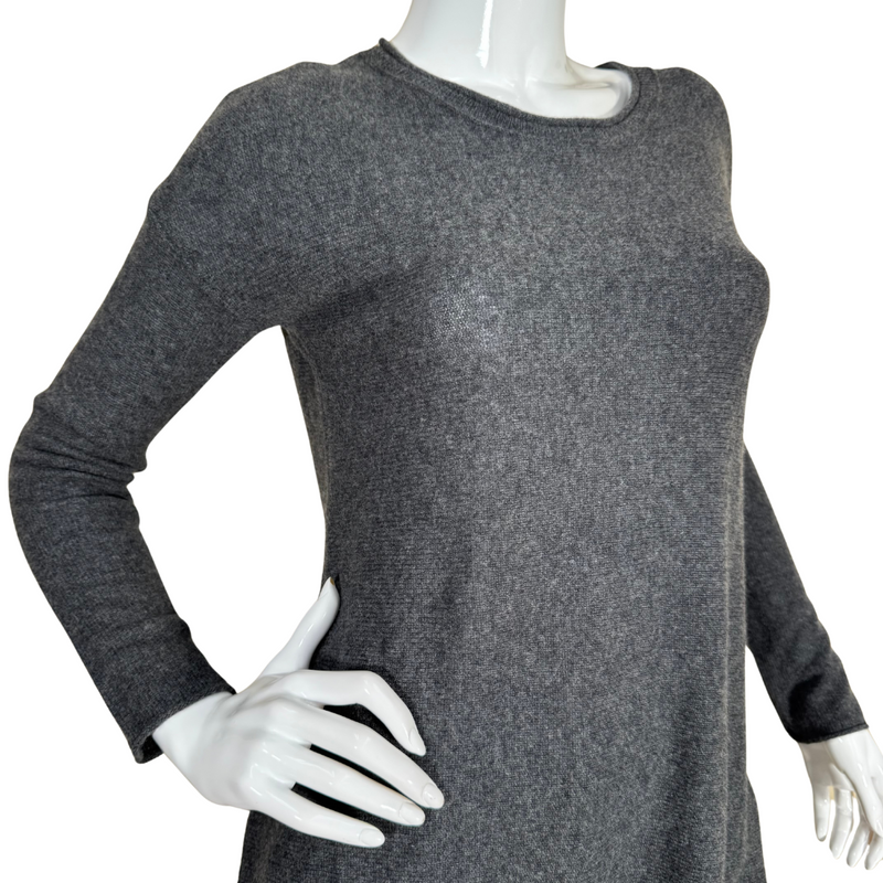 Load image into Gallery viewer, pre-loved Premise Charcoal Cashmere Sweater combines simplicity with elegance. Crafted from a soft knit material
