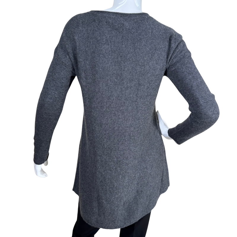 Load image into Gallery viewer, pre-loved Premise Charcoal Cashmere Sweater combines simplicity with elegance. Crafted from a soft knit material
