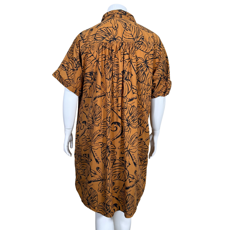 Load image into Gallery viewer, Mannequin wearing a brown dress with black leaf pattern on a white background
