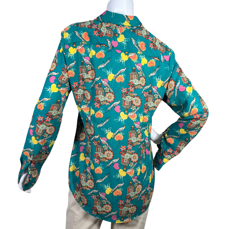 Load image into Gallery viewer, The Shirt Funky Illustrated Shirt is a vibrant long-sleeve button-up shirt features a stunning teal background adorned with an intricate Asian-inspired print - backside view
