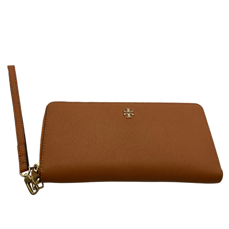 Load image into Gallery viewer, Tory Burch Rich Brown Leather Wristlet Clutch has a textured finish. It features the signature Tory Burch double-T logo in gold-tone hardware on the front, adding a touch of elegance.
