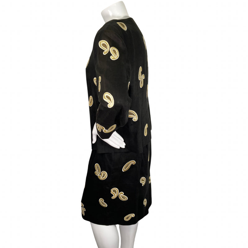 Load image into Gallery viewer, Andre Kim Paisley Skirt Suit on mannequin side view
