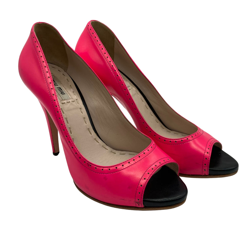 Load image into Gallery viewer, Miu Miu Hot Pink Pump Heels side view
