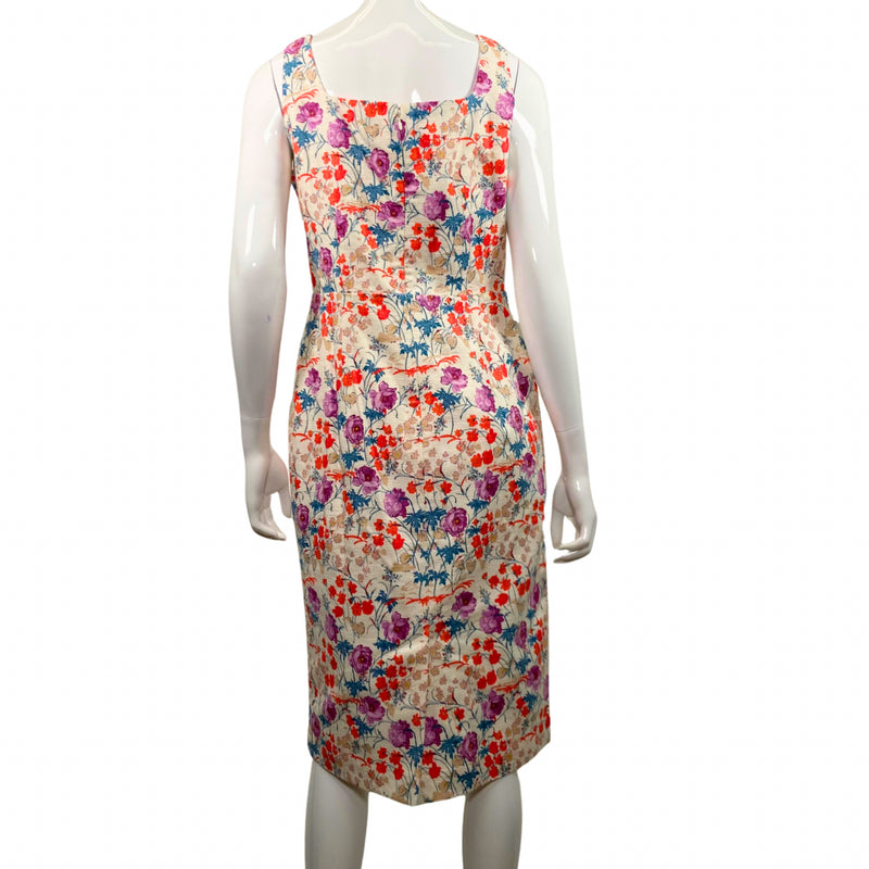 Load image into Gallery viewer, Ann Taylor Floral Dress on mannequin back view
