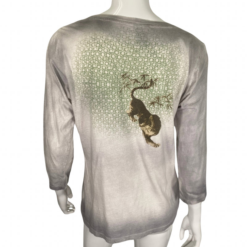 Load image into Gallery viewer, Citron Gray Tiger Quarter Sleeve Shirt on mannequin back view
