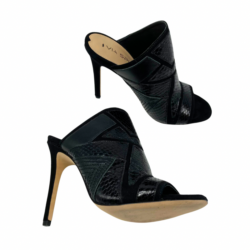 Load image into Gallery viewer, Via Spiga Suede Black Heels
