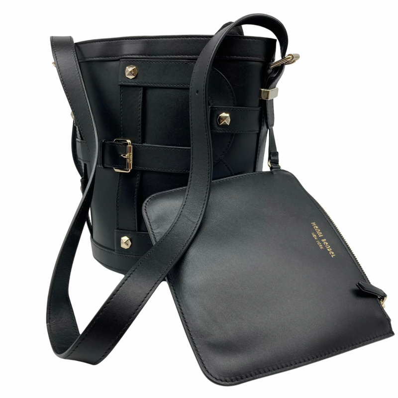 Load image into Gallery viewer, Henri Bendel Black Bucket Bag + purse 
