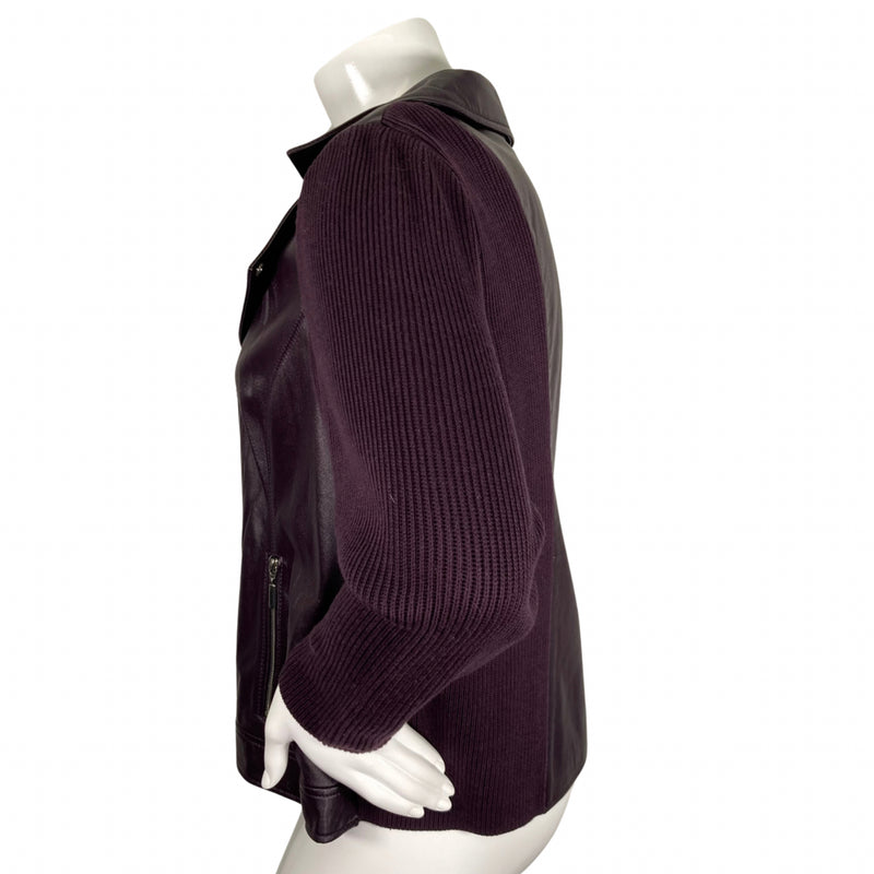 Load image into Gallery viewer, Linea Purple Jacket on mannequin side view
