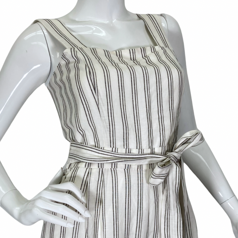 Load image into Gallery viewer, Playful, soft and breathable Ann Taylor Striped Jumper close up view featuring front bow
