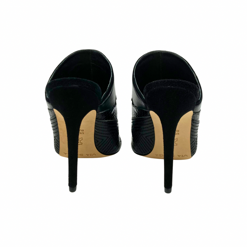 Load image into Gallery viewer, Via Spiga Suede Black Heels
