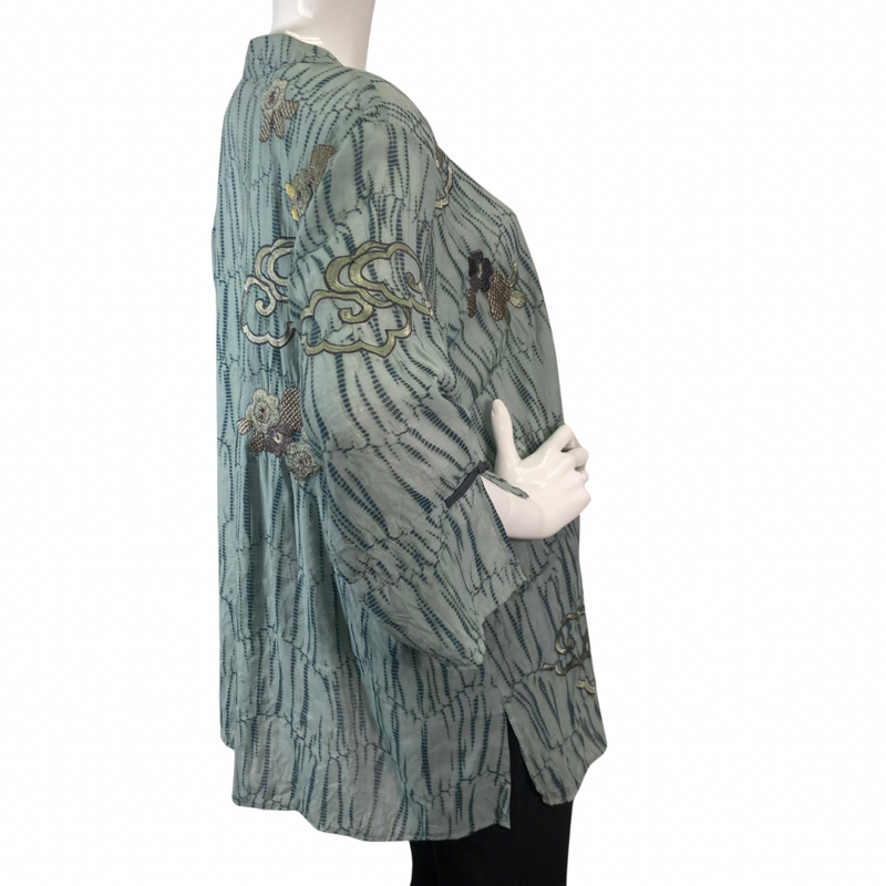 Load image into Gallery viewer, Citron Turquoise Blouse with Embroidered Flowers
