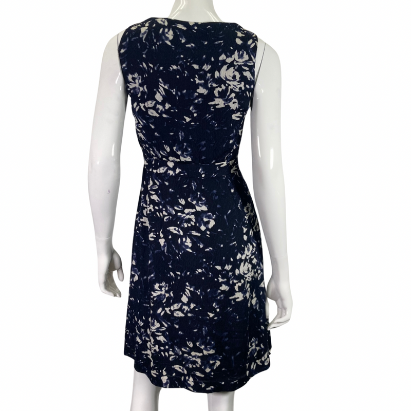 Load image into Gallery viewer, Tory Burch White Floral on Navy-blue Dress backside view
