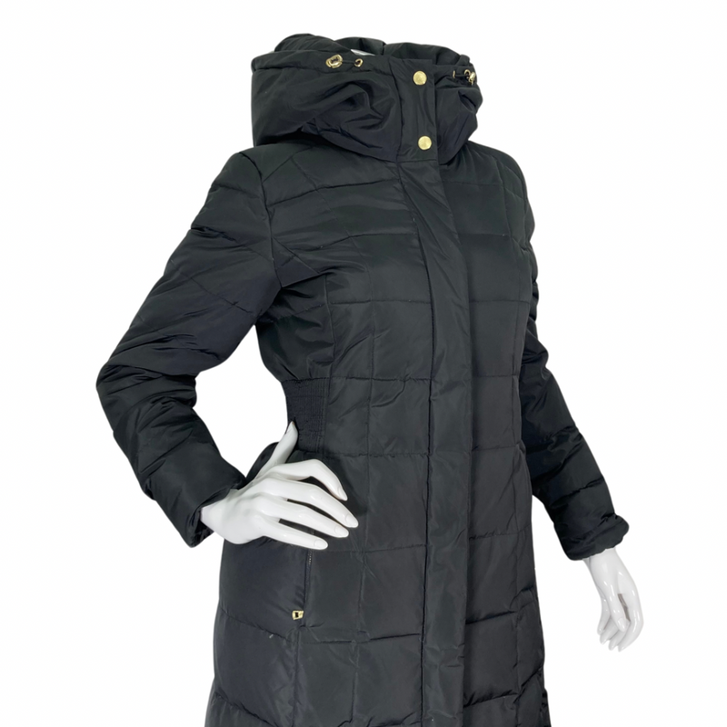 Load image into Gallery viewer, Luxurious and stylish Cole Haan Long Black Down Coat, close-up view zipper closed
