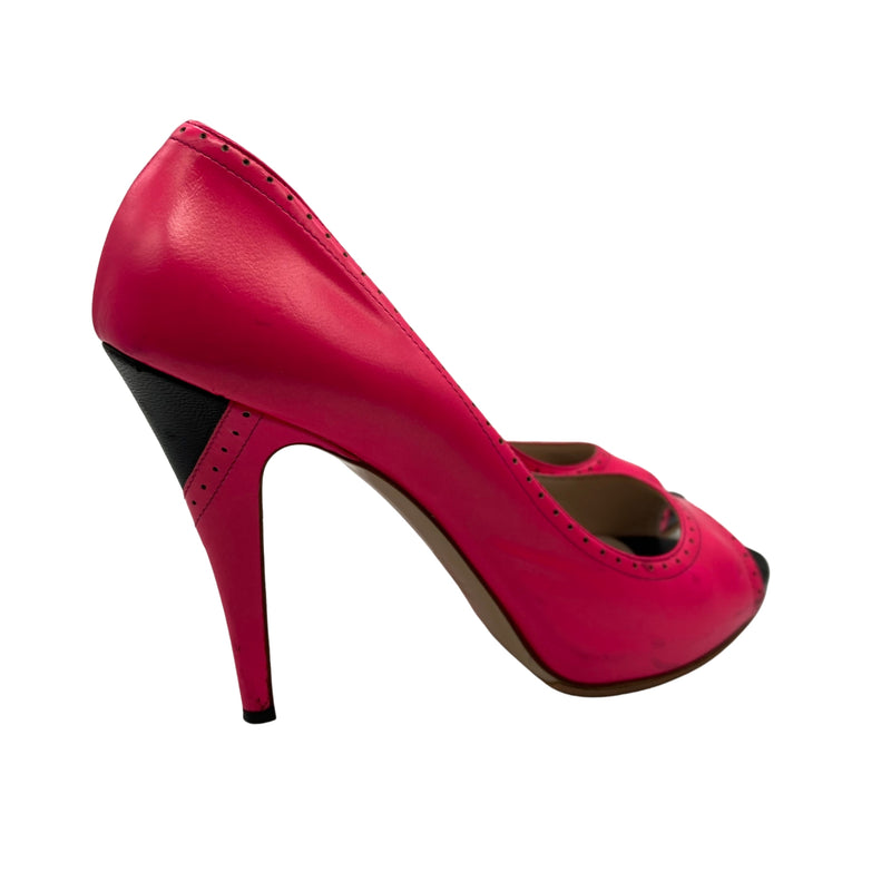 Load image into Gallery viewer, Miu Miu Hot Pink Pump Heels side view right
