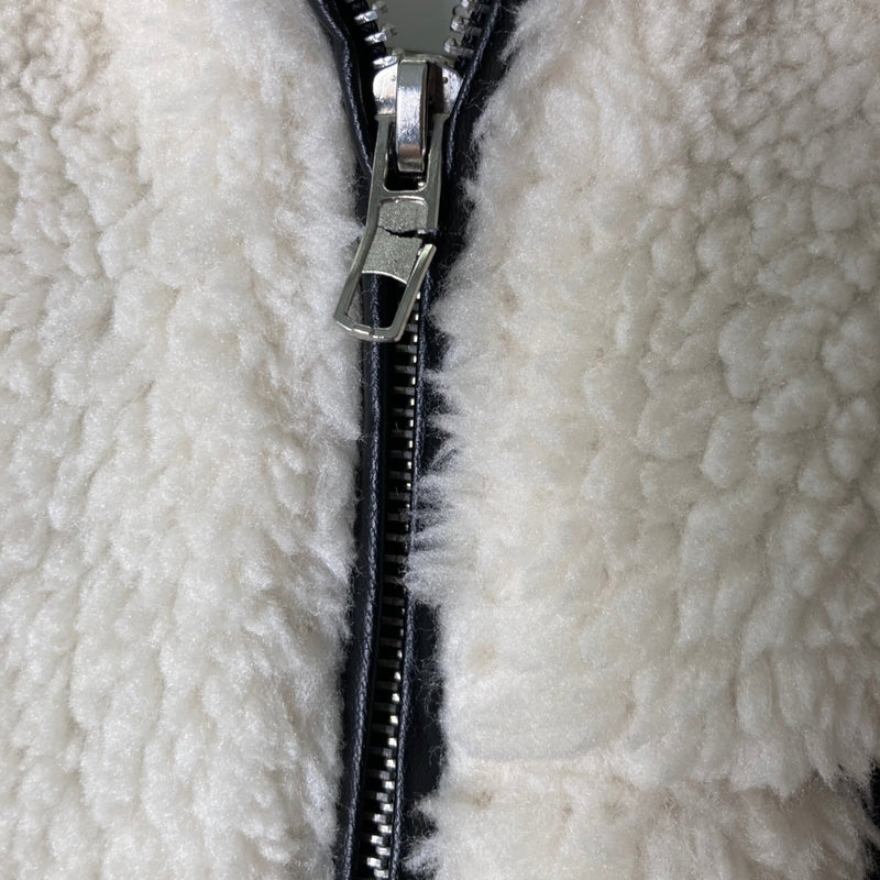 Load image into Gallery viewer, Laissez Faire White Breanna Coat close up zipper view
