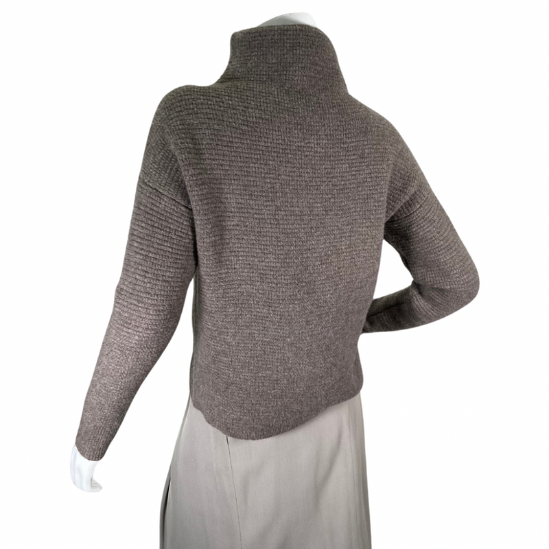 Load image into Gallery viewer, preloved Madewell Brown Wool Turtleneck Sweater backside view
