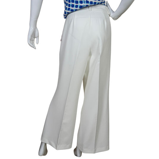 White wide-leg pants on a mannequin against a white background