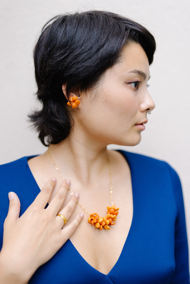 Load image into Gallery viewer, Puakenikeni Earring and Necklace
