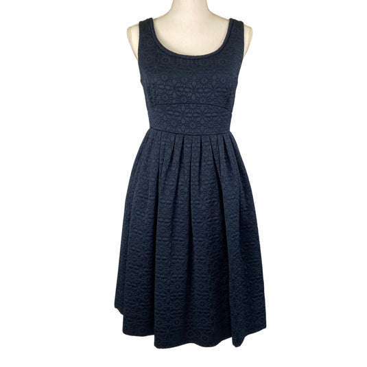 Nancie Caraway's Quilted Flower Navy Shift Dress (8)
